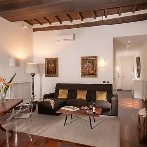 Holiday home Riccardo Condotti, Rome